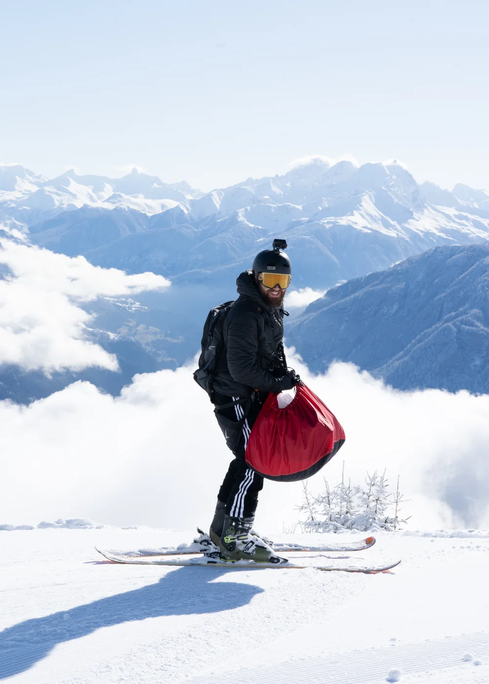 Portrait von Denis Bucher in alpiner Umgebung